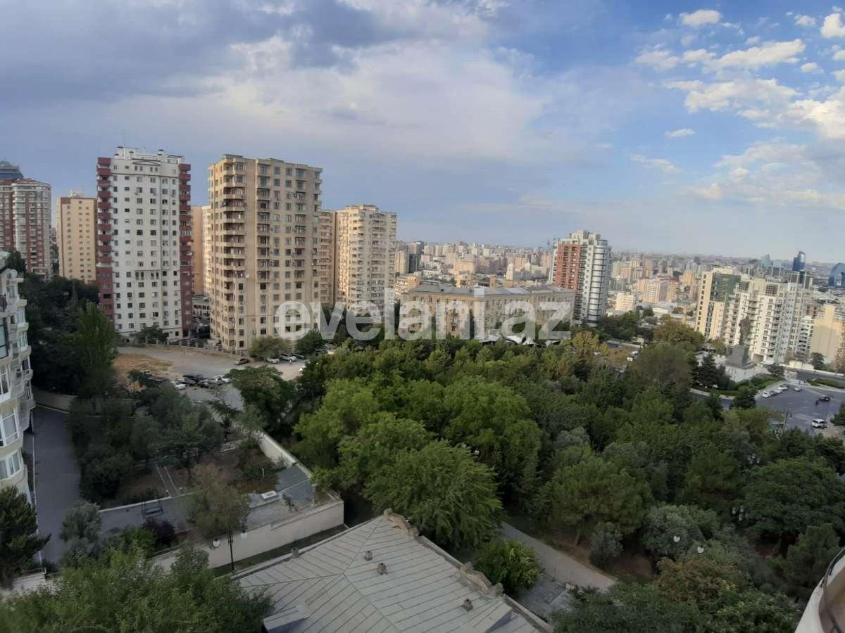 Satılır, yeni tikili, 5 otaqlı, 207 m², Bakı, Yasamal r, Elmlər Akademiyası m.