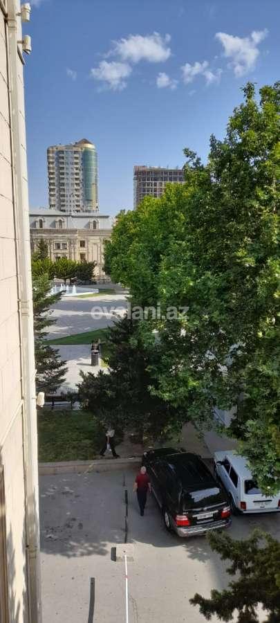 Продаётся, вторичка, 3-комнаты, 75 m², Баку, Насиминский r, 28 мая m.