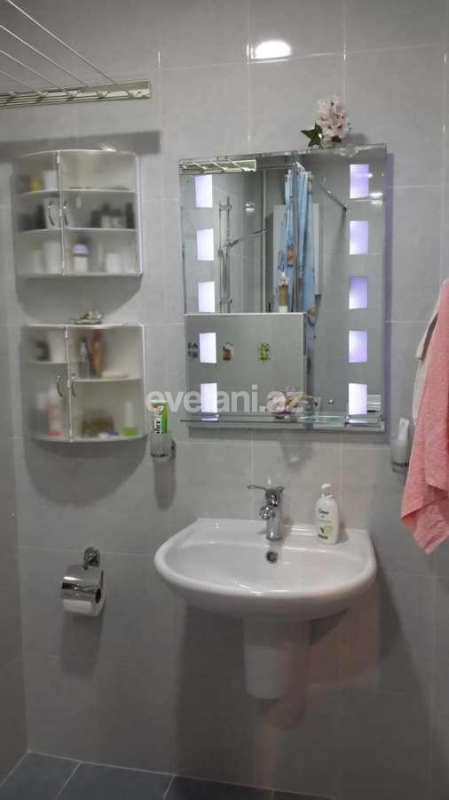 Продаётся, вторичка, 3-комнаты, 75 m², Баку, Насиминский r, 28 мая m.