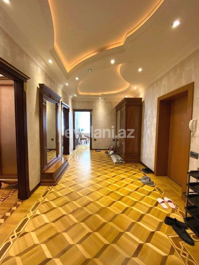 Satılır, yeni tikili, 3 otaqlı, 130 m², Bakı, Yasamal r, Nizami m.