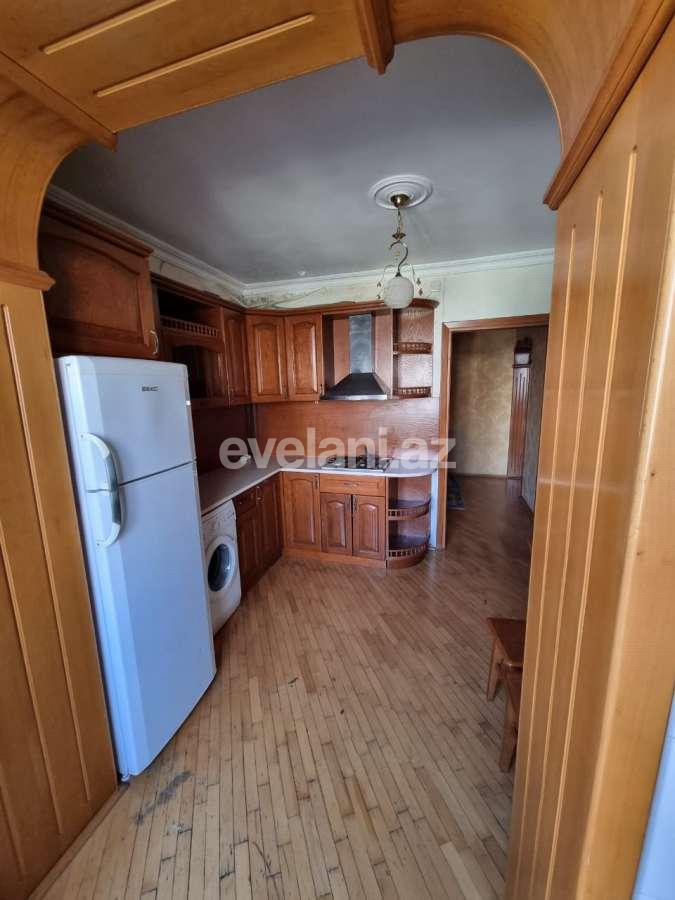 Rent, old building, 3 room, 80 m², Baku, Khatai r, Hazi Aslanov m.