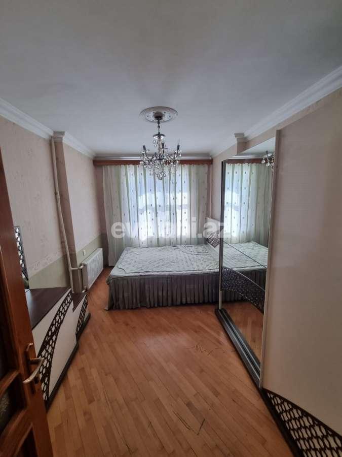 Rent, old building, 3 room, 80 m², Baku, Khatai r, Hazi Aslanov m.