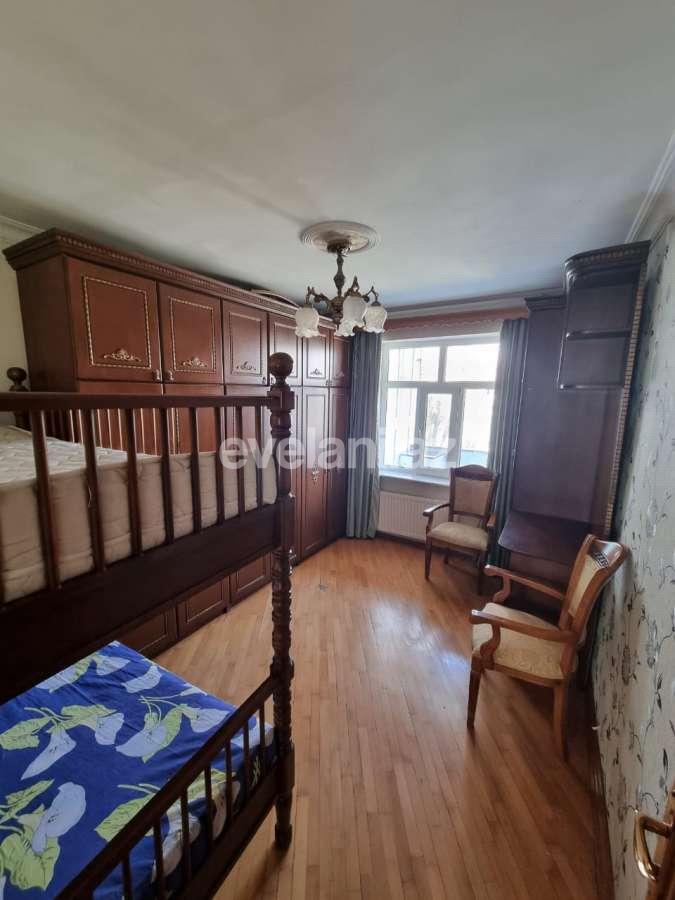 Rent, old building, 3 room, 80 m², Baku, Khatai r, Hazi Aslanov m.