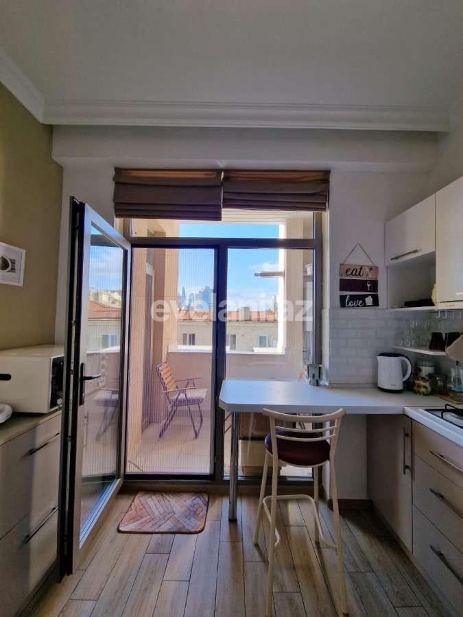 Kirayə verilir, yeni tikili, 3 otaqlı, 60 m², Bakı, Səbail r, Bayıl q.