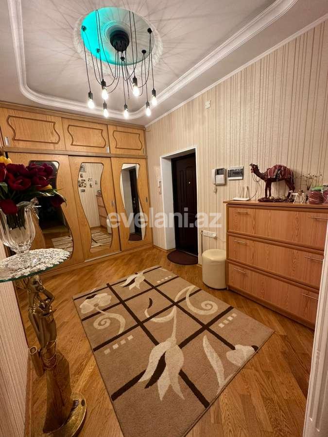 Satılır, yeni tikili, 3 otaqlı, 85 m², Bakı, Binəqədi r, 8-ci mikrorayon q, Azadlıq prospekti m.