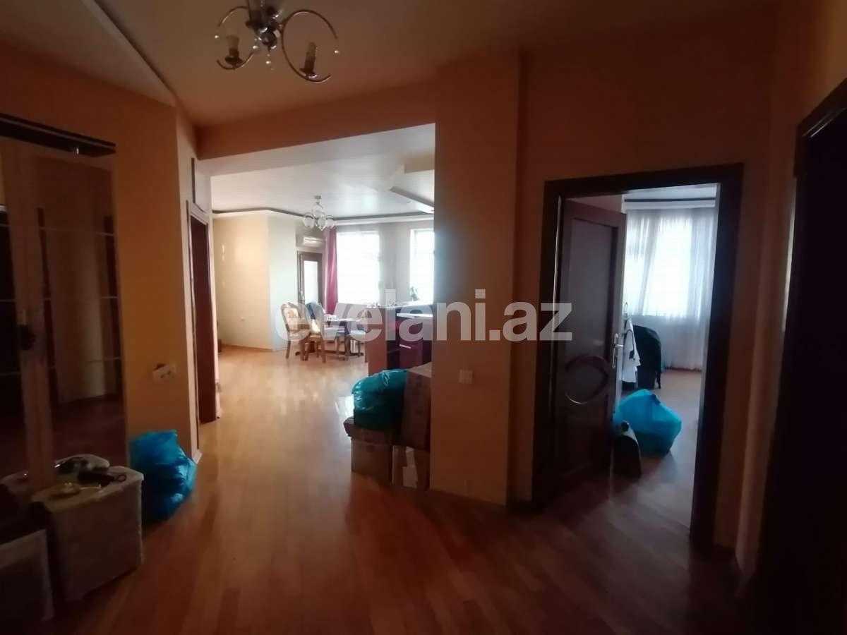 Satılır, yeni tikili, 3 otaqlı, 100 m², Bakı, Binəqədi r, 8-ci mikrorayon q.