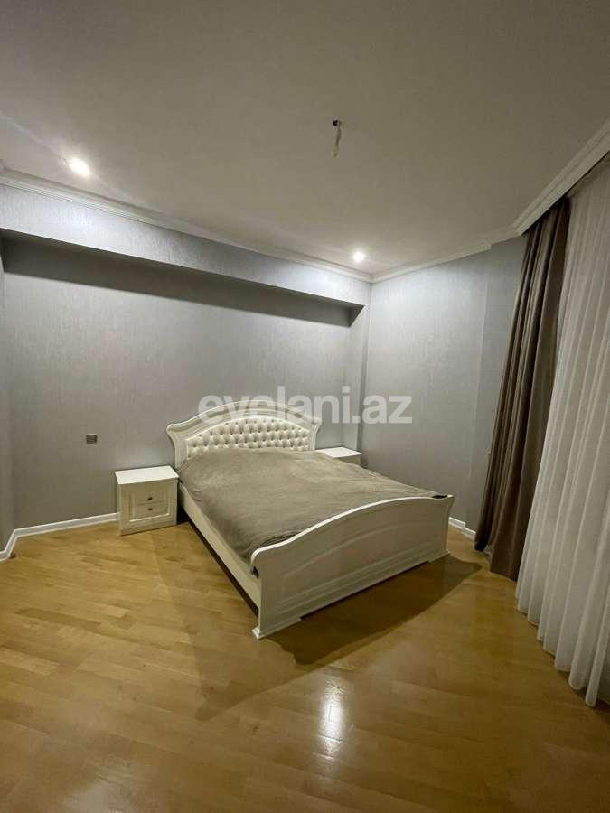 Sale, new building, 4 room, 200 m², Baku, Nasimi r.