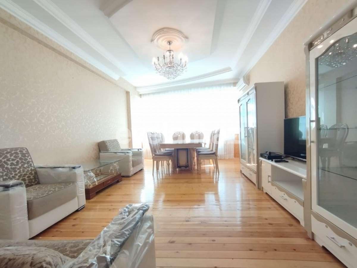 Kirayə verilir, yeni tikili, 3 otaqlı, 120 m², Bakı, Xətai r, Şah İsmayıl Xətai m.