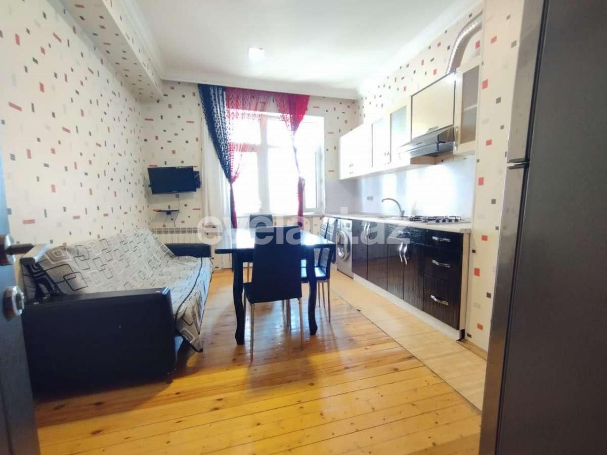 Kirayə verilir, yeni tikili, 3 otaqlı, 120 m², Bakı, Xətai r, Şah İsmayıl Xətai m.