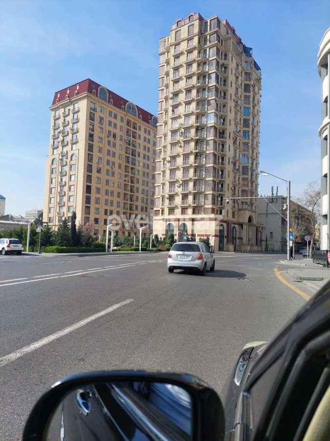 Satılır, yeni tikili, 4 otaqlı, 220 m², Bakı, Nəsimi r, 28 may m.