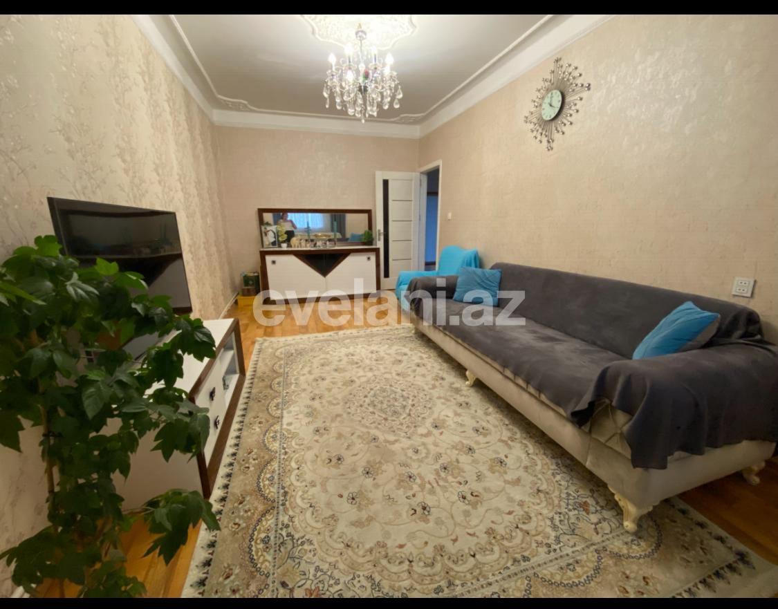 Rent, old building, 3 room, 90 m², Baku, Khatai r, Ahmedli m.