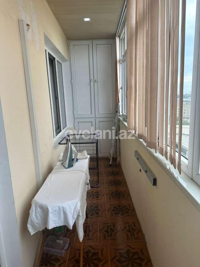 Satılır, köhnə tikili, 3 otaqlı, 90 m², Bakı, Nizami r, Qara Qarayev m.