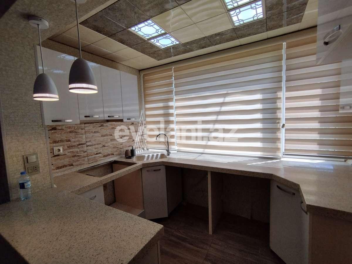 Satılır, köhnə tikili, 3 otaqlı, 50 m², Bakı, Nizami r, Xalqlar Dostluğu m.