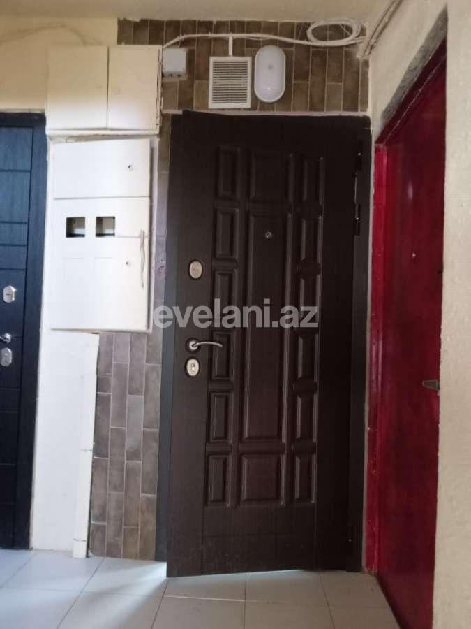 Satılır, köhnə tikili, 3 otaqlı, 50 m², Bakı, Nizami r, Xalqlar Dostluğu m.