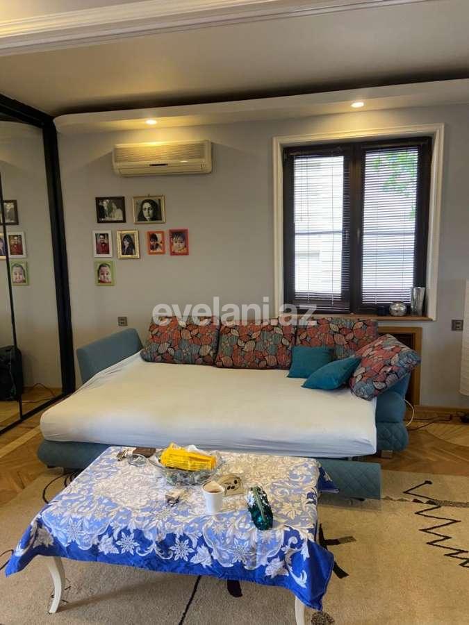 Rent, old building, 1 room, 52 m², Baku, Sabail r, Icheri Sheher m.