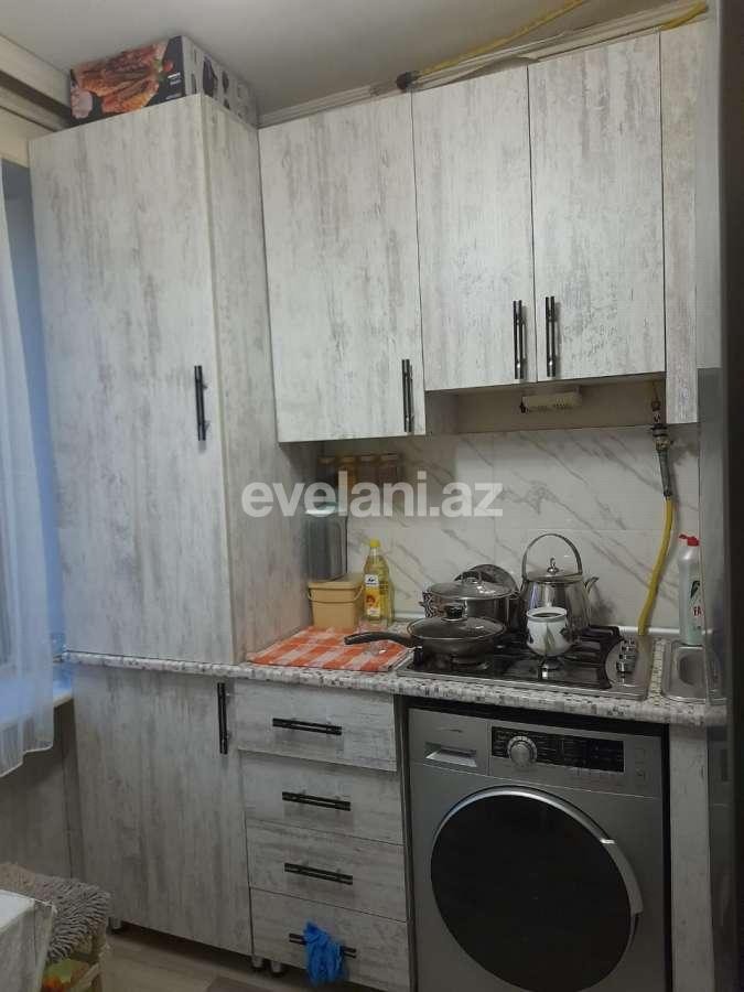 Satılır, köhnə tikili, 2 otaqlı, 43 m², Bakı, Yasamal r, İnşaatçılar m.