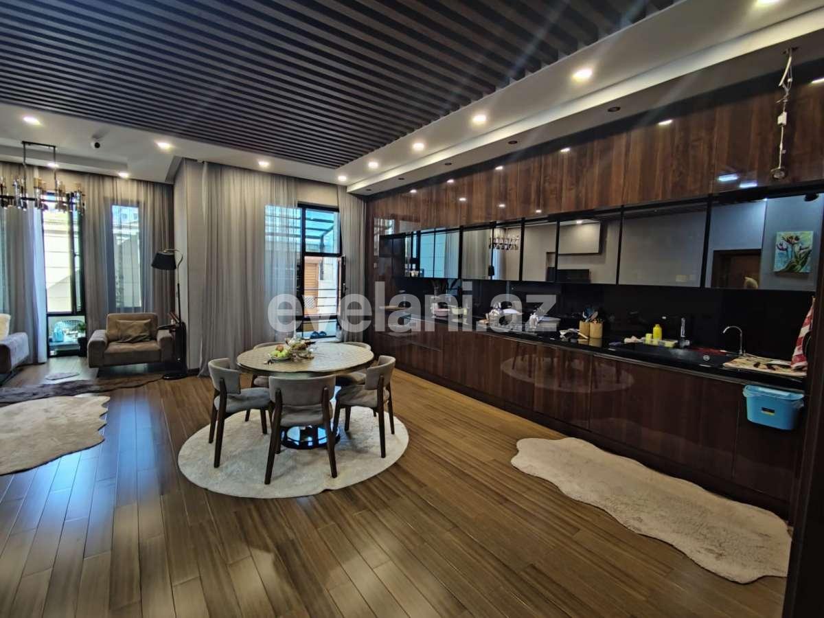 Satılır, villa, 14 otaqlı, 1000 m², Bakı, Binəqədi r, 9-cu mikrorayon q.