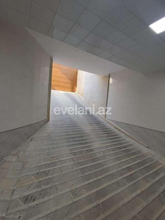 Satılır, villa, 14 otaqlı, 1000 m², Bakı, Binəqədi r, 9-cu mikrorayon q.