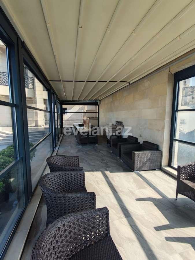 Satılır, villa, 14 otaqlı, 1000 m², Bakı, Binəqədi r, 9-cu mikrorayon q.