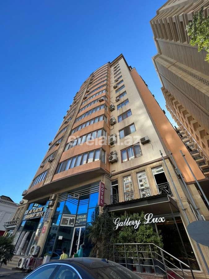 Kirayə verilir, yeni tikili, 3 otaqlı, 138 m², Bakı, Xətai r, Şah İsmayıl Xətai m.