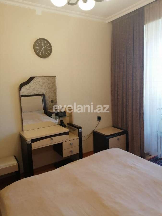 Satılır, köhnə tikili, 3 otaqlı, 60 m², Bakı, Xətai r, Həzi Aslanov m.