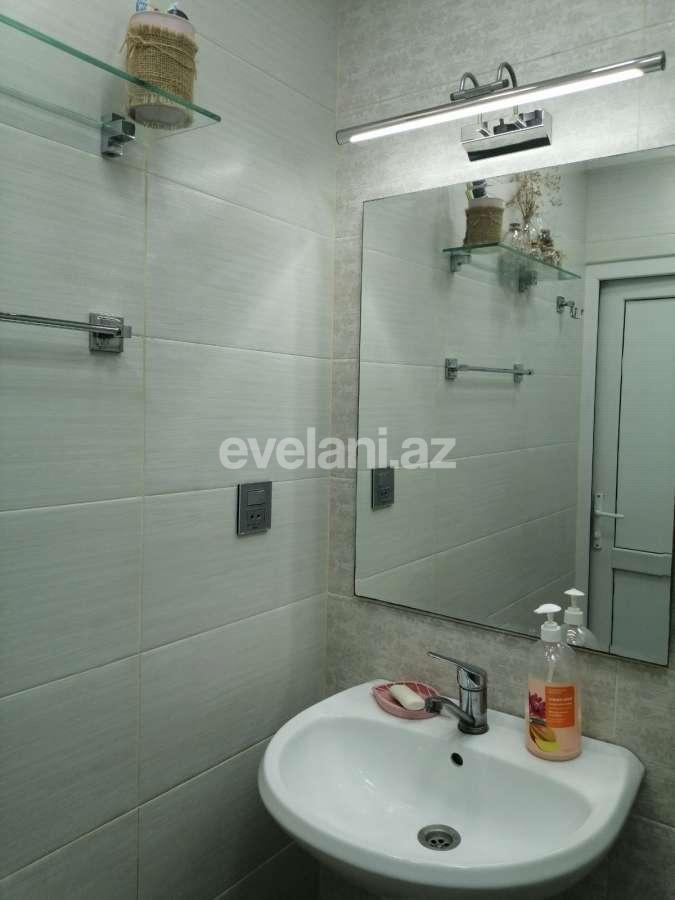 Satılır, köhnə tikili, 3 otaqlı, 60 m², Bakı, Xətai r, Həzi Aslanov m.