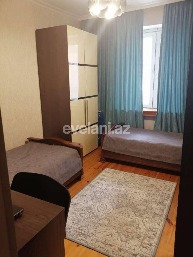 Satılır, köhnə tikili, 3 otaqlı, 60 m², Bakı, Xətai r, Həzi Aslanov m.