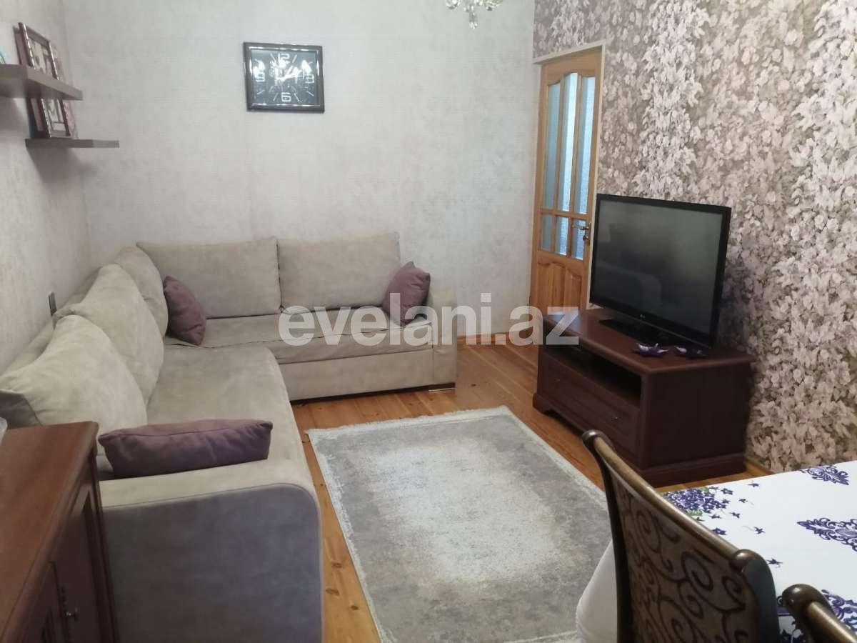 Satılır, köhnə tikili, 3 otaqlı, 60 m², Bakı, Xətai r, Həzi Aslanov m.
