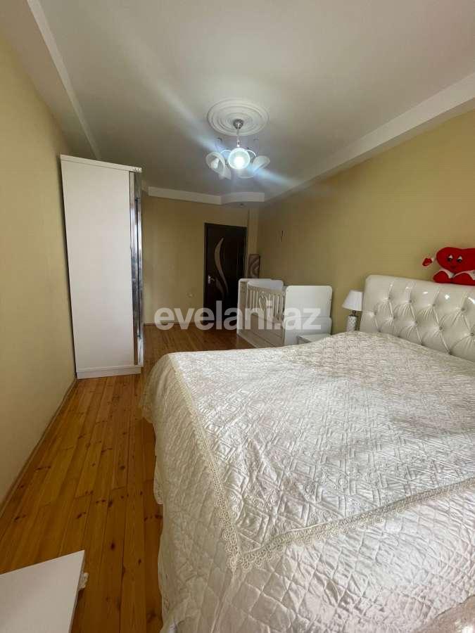 Satılır, köhnə tikili, 3 otaqlı, 140 m², Bakı, Binəqədi r, 9-cu mikrorayon q.