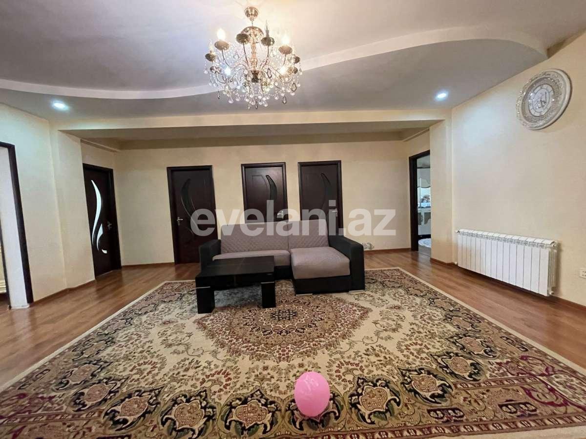 Satılır, köhnə tikili, 3 otaqlı, 140 m², Bakı, Binəqədi r, 9-cu mikrorayon q.