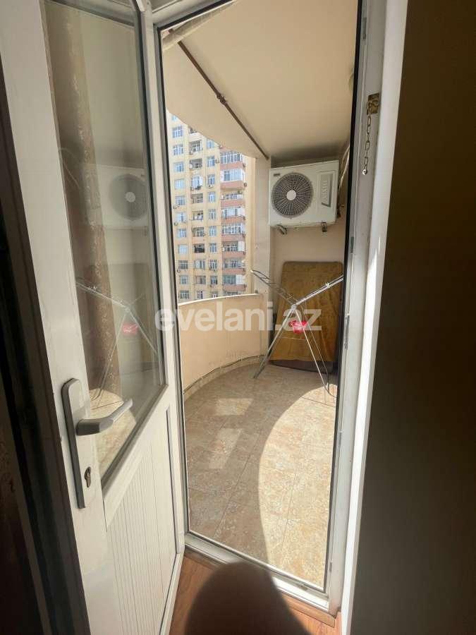 Satılır, köhnə tikili, 3 otaqlı, 140 m², Bakı, Binəqədi r, 9-cu mikrorayon q.