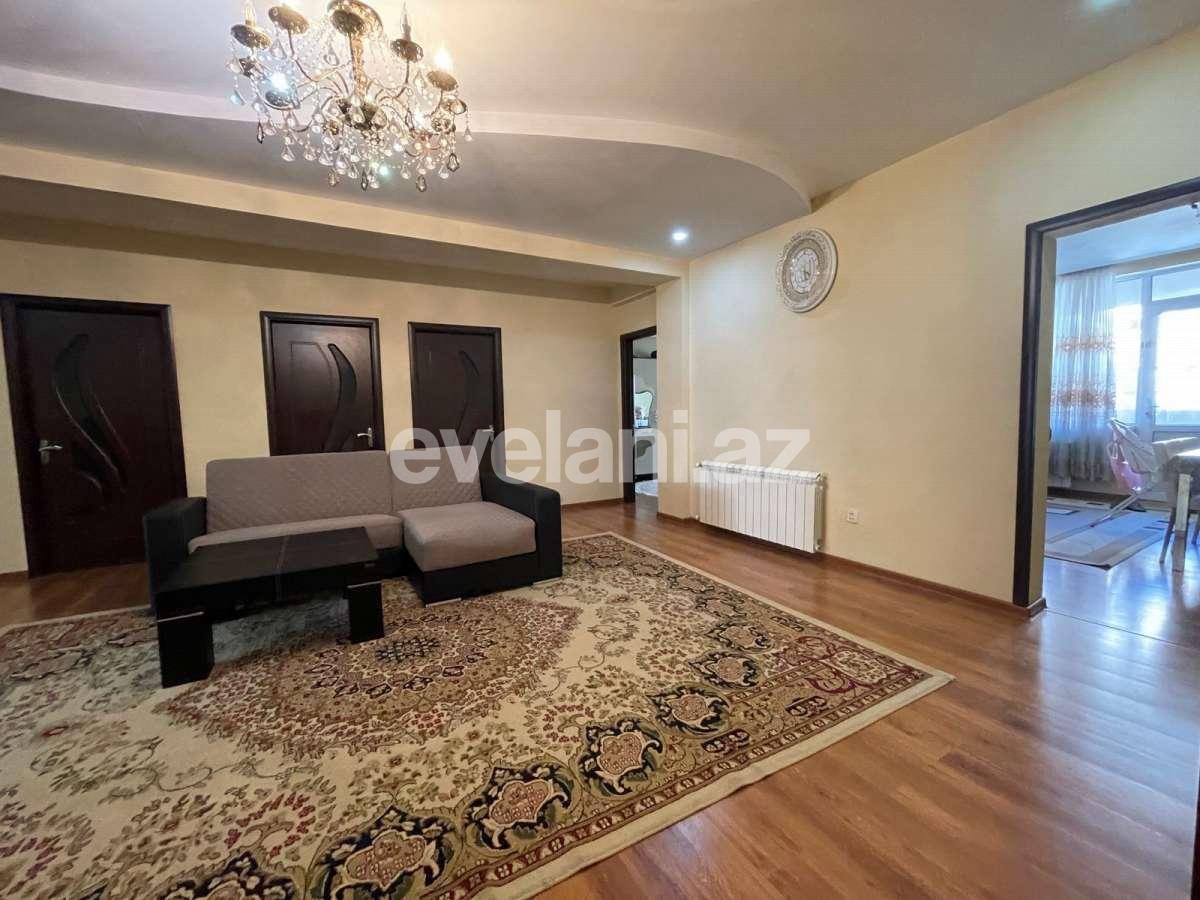 Satılır, köhnə tikili, 3 otaqlı, 140 m², Bakı, Binəqədi r, 9-cu mikrorayon q.