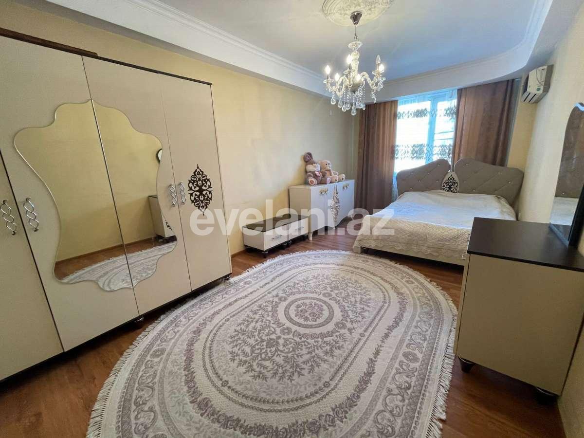 Satılır, köhnə tikili, 3 otaqlı, 140 m², Bakı, Binəqədi r, 9-cu mikrorayon q.