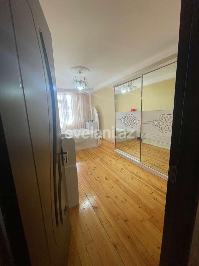 Satılır, köhnə tikili, 3 otaqlı, 140 m², Bakı, Binəqədi r, 9-cu mikrorayon q.
