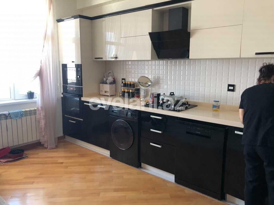 Satılır, yeni tikili, 3 otaqlı, 147 m², Bakı, Binəqədi r, 9-cu mikrorayon q.