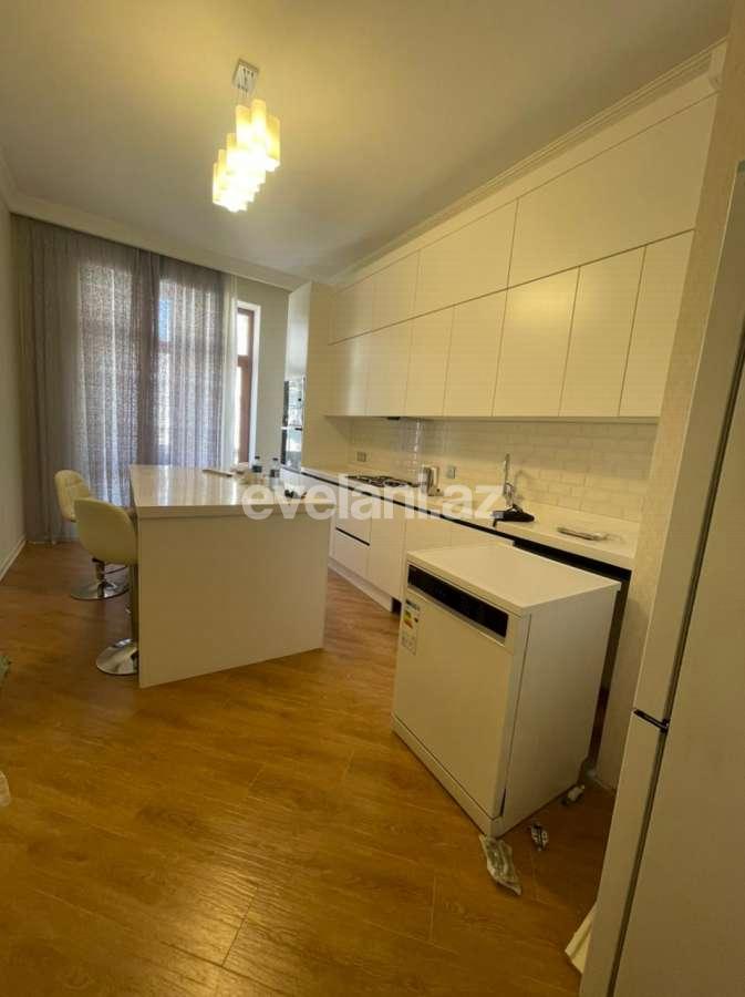 Сдаётся, новостройка, 3-комнаты, 152 m², Баку, Хатаинский r, Аг шехер p, Шах Исмаил Хатаи m.