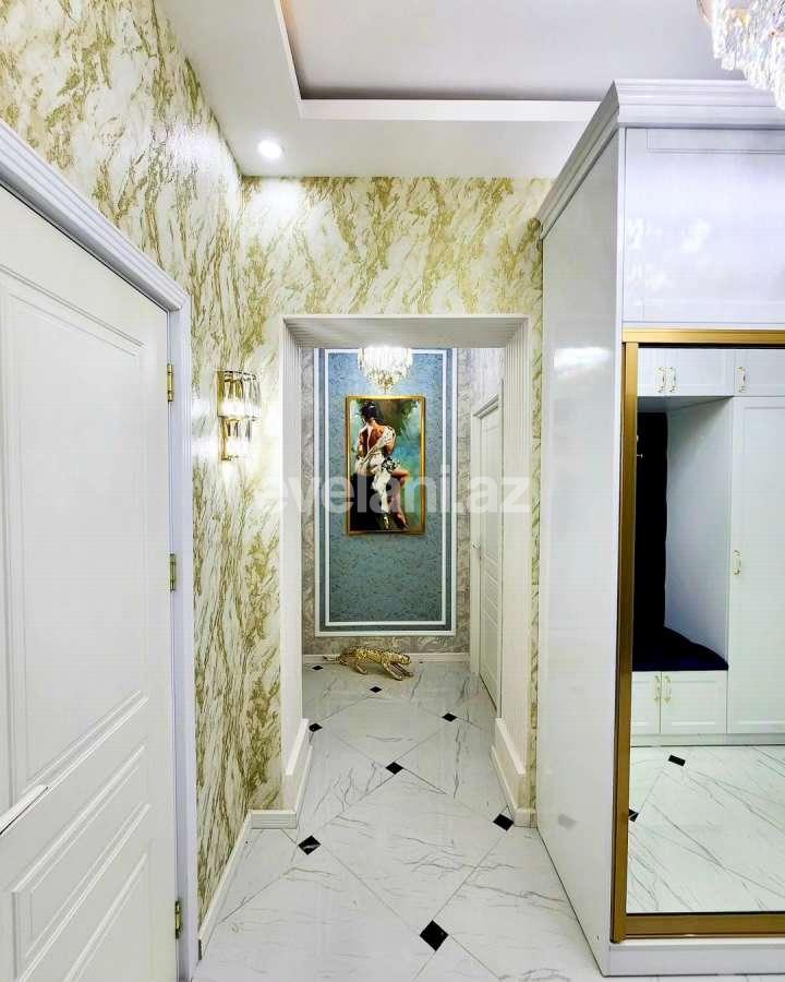 Satılır, yeni tikili, 2 otaqlı, 70 m², Bakı, Nizami r, Qara Qarayev m.