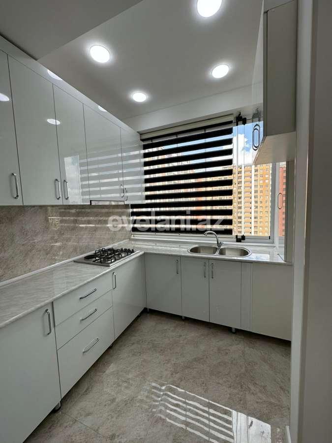 Satılır, yeni tikili, 3 otaqlı, 70 m², Bakı, Nizami r, 8-ci kilometr q, Qara Qarayev m.