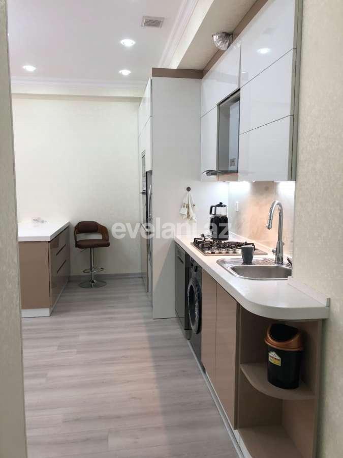 Kirayə verilir, yeni tikili, 2 otaqlı, 80 m², Bakı, Səbail r, Sahil m.