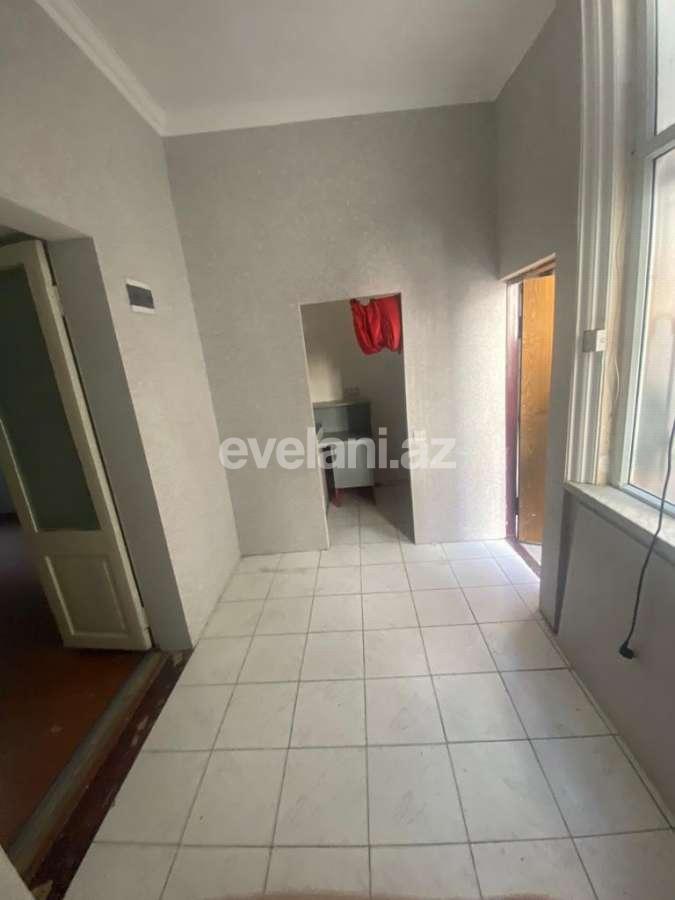Kirayə verilir, köhnə tikili, 2 otaqlı, 35 m², Bakı, Səbail r, Sahil m.