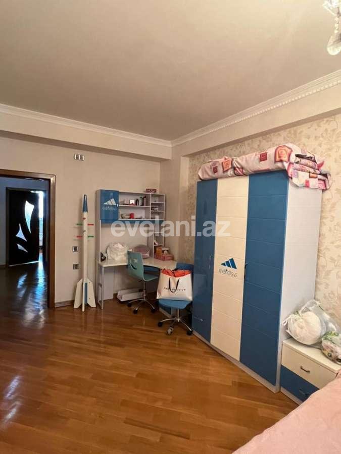 Satılır, yeni tikili, 3 otaqlı, 135 m², Bakı, Binəqədi r, 9-cu mikrorayon q.