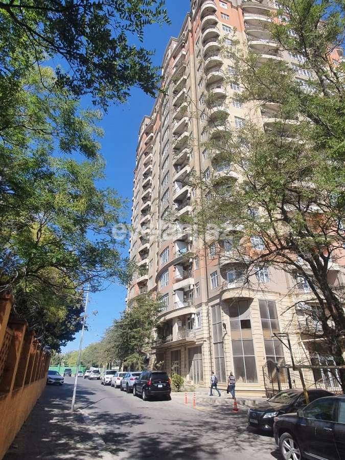 Kirayə verilir, yeni tikili, 3 otaqlı, 140 m², Bakı, Yasamal r, İnşaatçılar m.