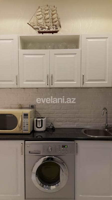 Kirayə verilir, köhnə tikili, 3 otaqlı, 90 m², Bakı, Nəsimi r, 28 may m.