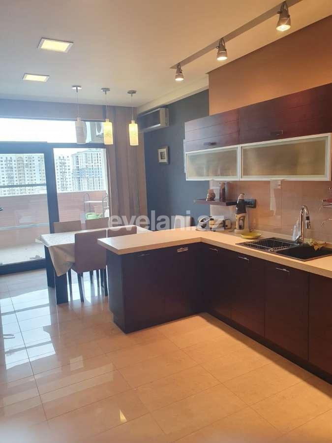 Kirayə verilir, yeni tikili, 4 otaqlı, 240 m², Bakı, Nəsimi r.