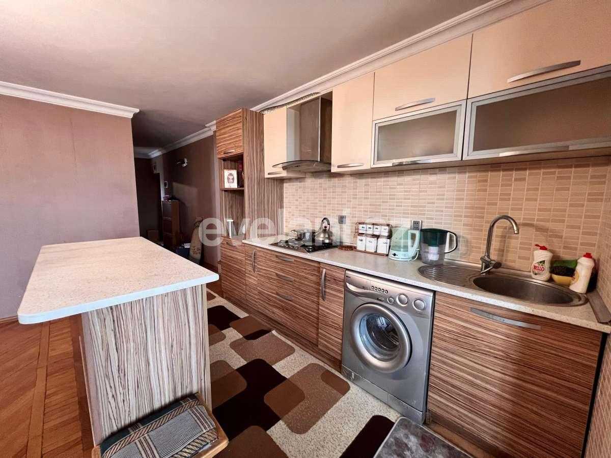 Rent, old building, 2 room, 50 m², Baku, Nasimi r, Memar Ajami m.