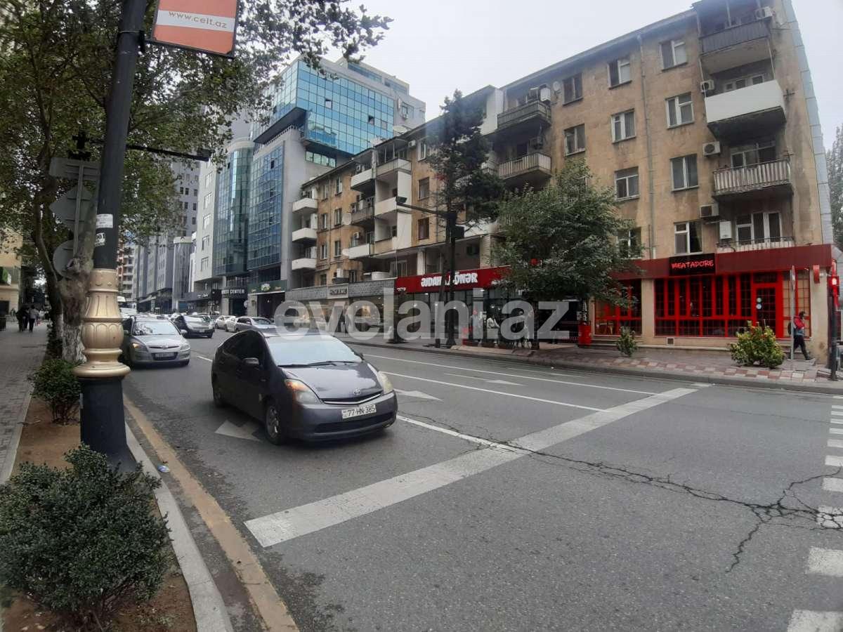 Продаётся, вторичка, 2-комнаты, 52 m², Баку, Ясамальский r, Низами m.