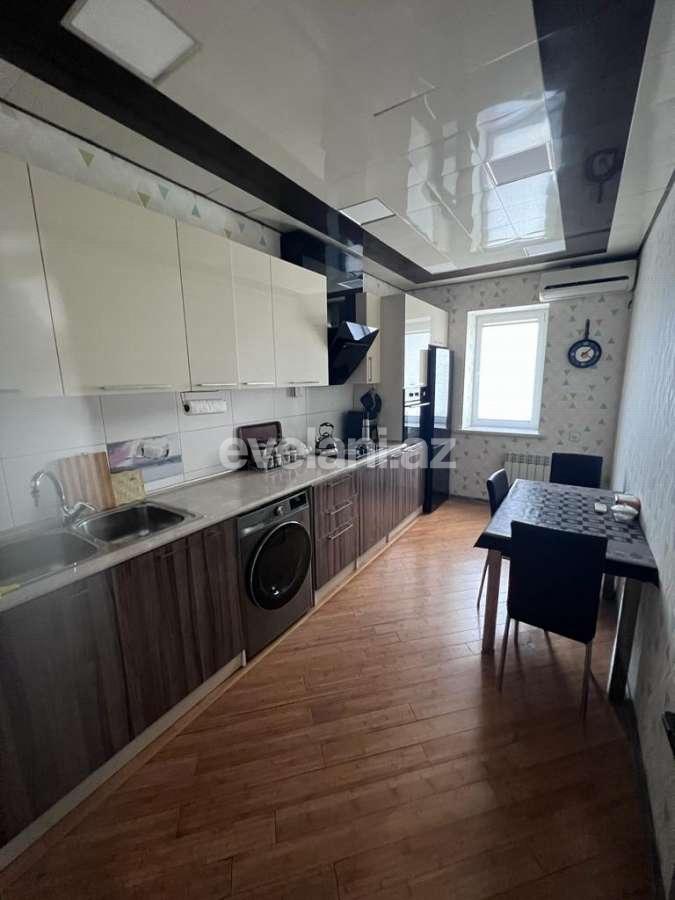 Satılır, köhnə tikili, 3 otaqlı, 70 m², Bakı, Nərimanov r, Gənclik m.