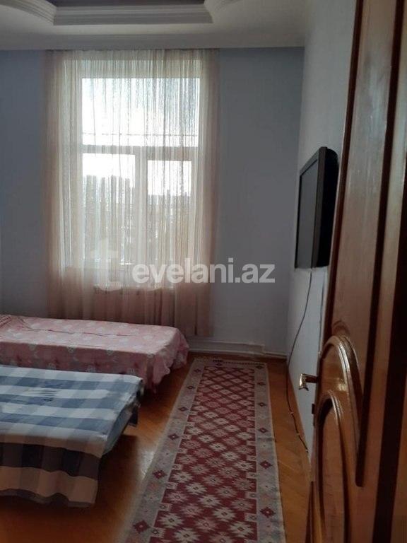 Rent, old building, 3 room, 70 m², Baku, Yasamal r, Elmlar Akademiyası m.
