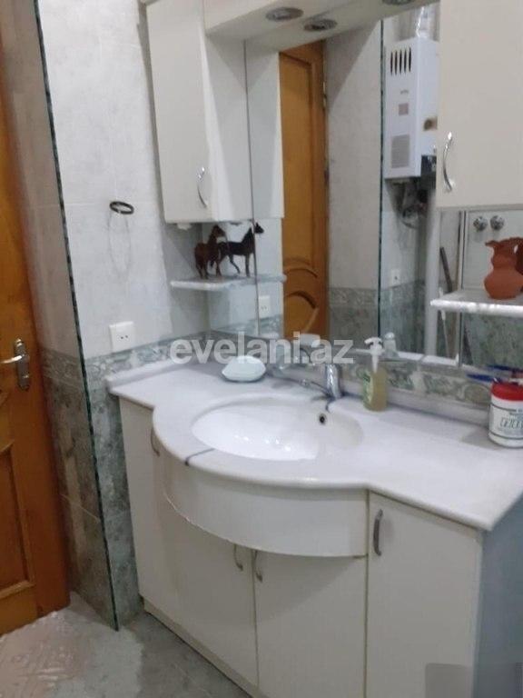 Rent, old building, 3 room, 70 m², Baku, Yasamal r, Elmlar Akademiyası m.