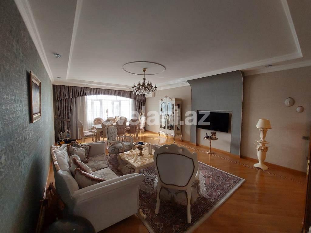 Satılır, yeni tikili, 2 otaqlı, 167 m², Bakı, Nəsimi r, 3-cü mikrorayon q, Memar Əcəmi m.